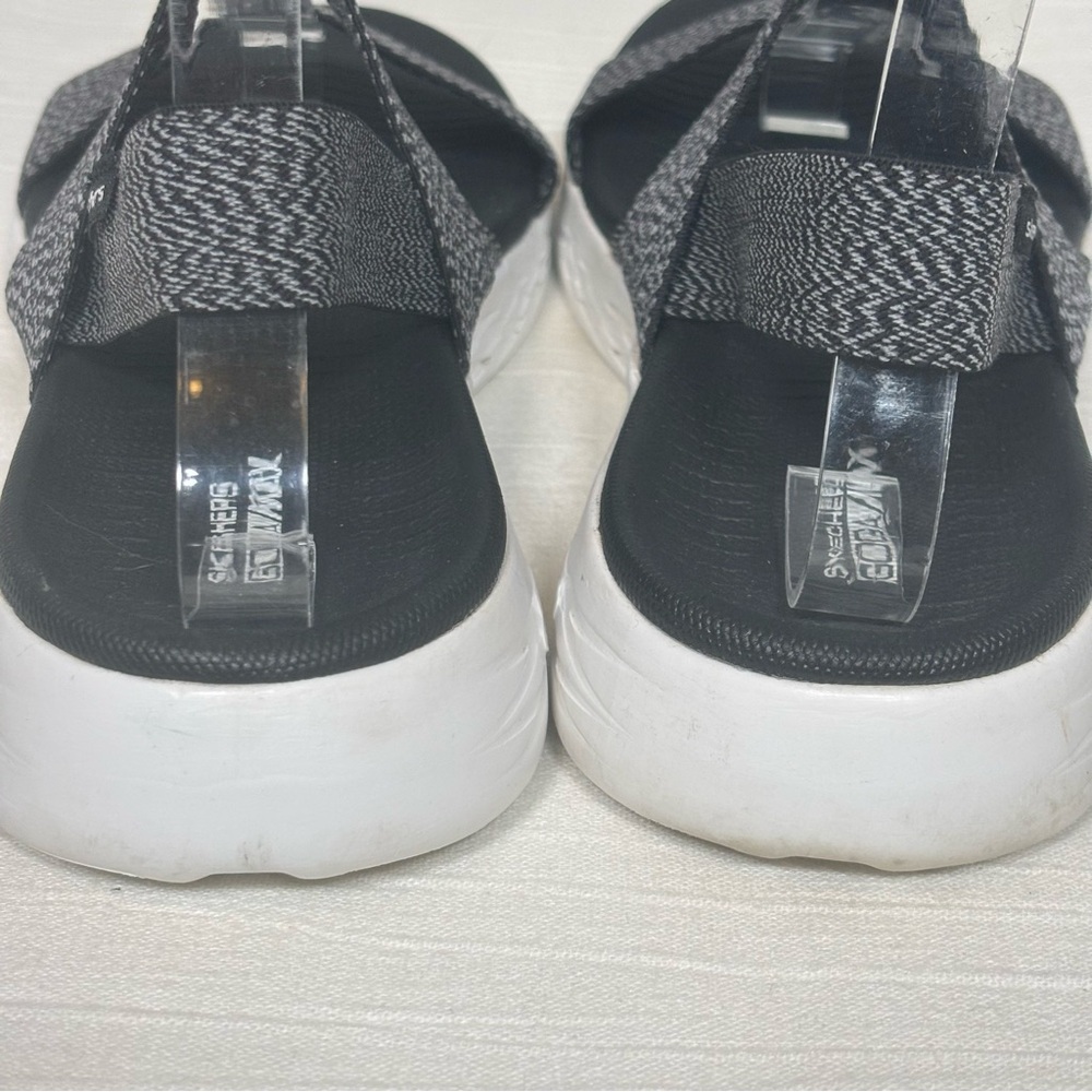 Skechers On-The-Go 600 - Ideal Goga Max Sandal-Black/White-Women Size 9 - Picture 5 of 11